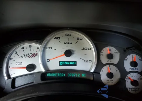 2004 Chevrolet Silverado C1500 из США, поврежденный, VIN 1GCEC19T94Z308172